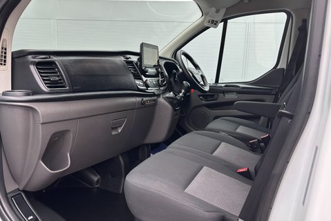 Ford Transit Custom 320 L2 Leader Panel Van - Air Con / Sat Nav 15
