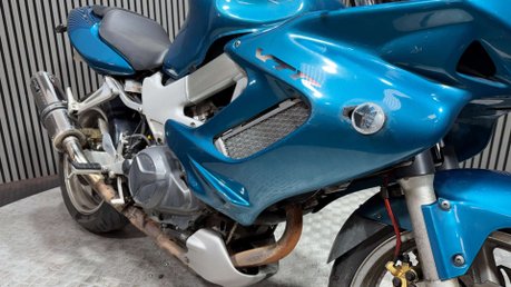 Honda VTR 2001 ONLY 24K CLEAN RUNNING PROJECT BIKE 1000CC VTWIN 16