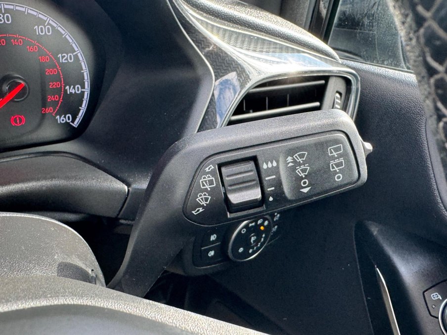 2020 Ford Fiesta — image 32