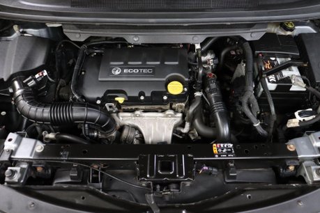 Vauxhall Zafira SRI 43
