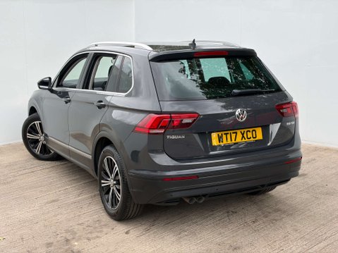Volkswagen Tiguan 2.0 Tiguan SE Nav TDI BlueMotion Technology 5dr 30