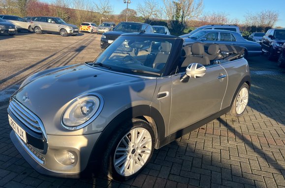 Mini Convertible COOPER AUTO HUGE SPEC 20