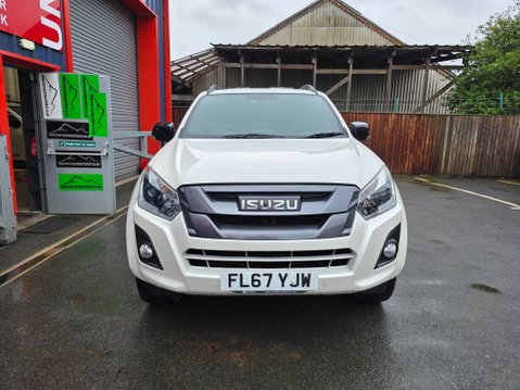 Isuzu D-Max BLADE DCB Auto 2