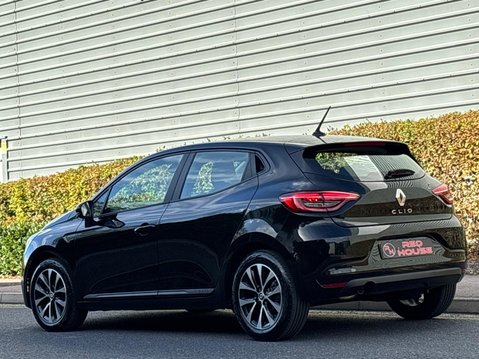 Renault Clio EVOLUTION TCE 8