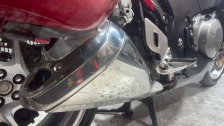 Honda VFR1200F VFR 1200 2014 ONLY 26K LUGGAGE NEW MOT WARRANTY TOURER 27