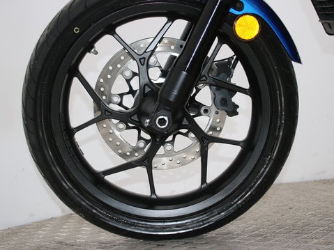 Honda CMX1100 Rebel CMX 1100 A-R 33