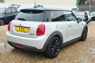Mini Hatch COOPER.. 6 SERVICES.. ONLY £20 ROAD TAX.. STUNNING EXAMPLE 11