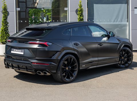 Lamborghini Urus S 4