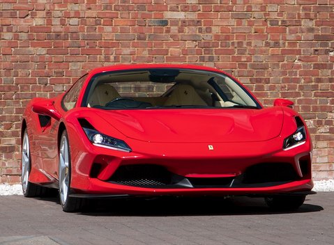 Ferrari F8 Tributo 1