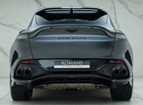 Aston Martin DBX 707 5