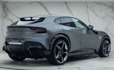 Ferrari Purosangue 7