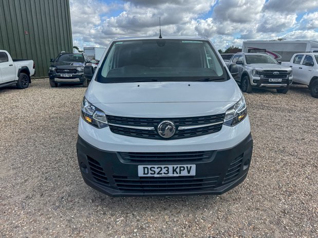 Vauxhall Vivaro SWB L1H1 Low Roof Prime 2900 Air Con Sensors EURO 6 3