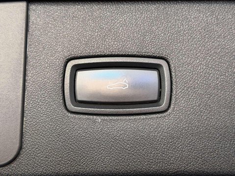 Porsche Cayenne 3.0T V6 GPF SUV 5dr Petrol TiptronicS 4WD Euro 6 (s/s) (340 ps) 42