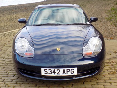 Porsche 911 CARRERA 4 79