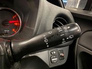 Toyota Yaris 1.33 Dual VVT-i Design Euro 6 5dr 28