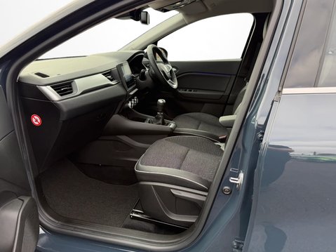 Renault Captur 1.0 TCE 90 Iconic 5dr 2