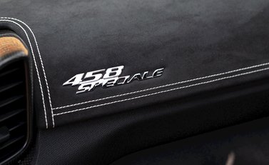 Ferrari 458 Speciale 19