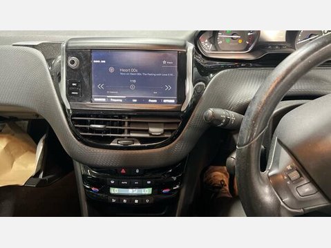 Peugeot 2008 1.2 PureTech Allure Euro 6 5dr 7