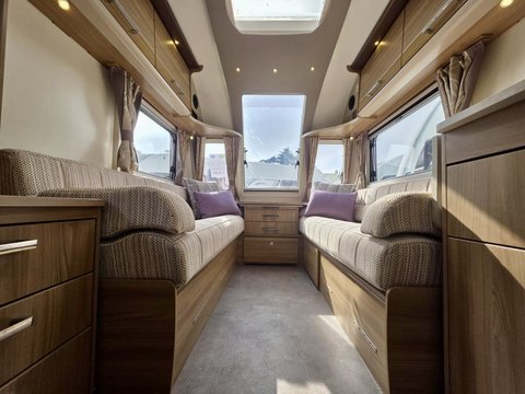 Bailey Unicorn Seville 14