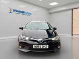 Toyota Auris 1.8 VVT-h Business Edition Touring Sports CVT Euro 6 (s/s) 5dr (Safety Sens 5