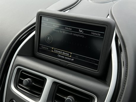 Aston Martin DB11 4.0L V8 Coupe 65