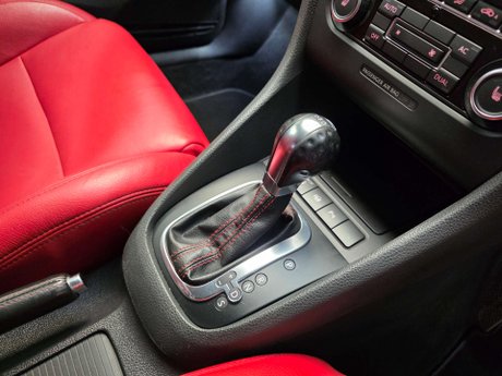 Volkswagen Golf 2.0 TSI GTI Edition 35 Hatchback 5dr Petrol DSG Euro 5 (235 ps) 11