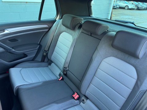 Volkswagen Golf R-LINE TSI ACT BLUEMOTION TECHNOLOGY 49