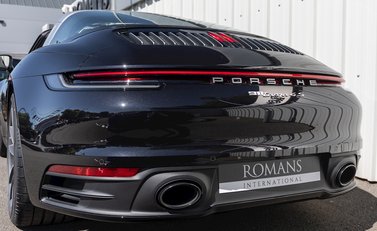 Porsche 911 (992) Targa 4S 27