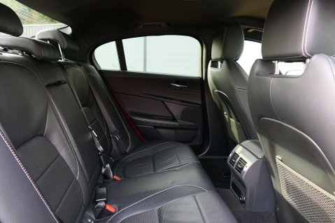 Jaguar XE 2.0 XE R-Sport D Auto 4dr 42