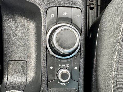 Mazda 2 SE-L NAV 32