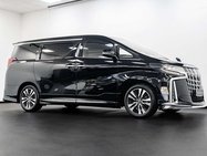 Toyota Alphard 2.5 MPV 2.5 SUV Automatic Petrol 14