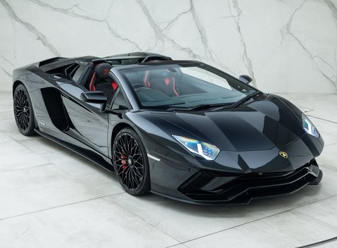 Lamborghini Aventador S LP 740-4 Roadster 11