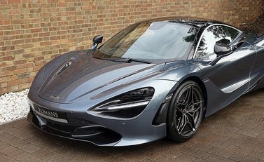 McLaren 720S Luxury 10