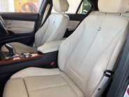BMW Alpina 3.0d BiTurbo Saloon 4dr Diesel Switchtronic Euro 6 (s/s) (350 ps) 9