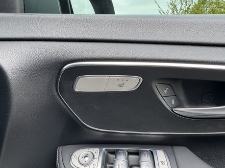 Mercedes-Benz V Class V300 D AMG Line Auto Diesel 8 Seater EX-LWB/360CAM/SAT NAV/FULL LEATHER 16