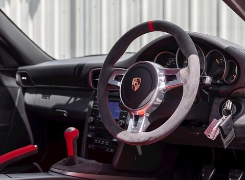 Porsche 911 GT3 RS 4.0 (997) 11