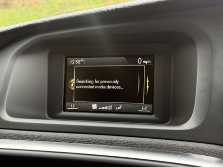 Volvo V40 1.6 V40 SE Luxury D2 Auto 5dr 30