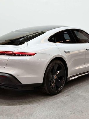 Porsche Taycan Performance Plus 93.4kWh Saloon 4dr Electric Auto RWD (476 ps) 2