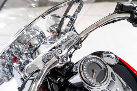 Harley-Davidson Softail Deluxe 1745. VAT Q. ONE OWNER. IMMACULATE EXAMPLE. TWO-TONE PAINT. 21