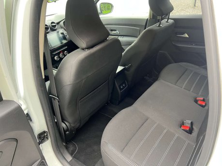 Dacia Duster 1.3 Duster Prestige TCe 4x2 5dr 35
