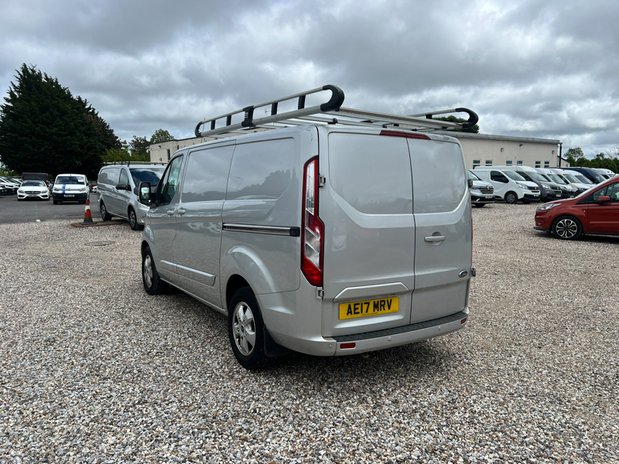 Ford Transit Custom SWB L1H1 Low Roof Limited 270 Air Con Alloys Sensors EURO 6 NO VAT 8
