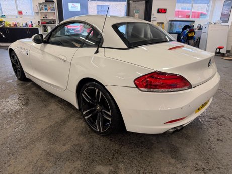 BMW Z4 2.5 23i Auto sDrive Euro 5 2dr 3