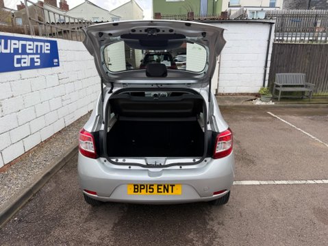 Dacia Sandero 1.5 dCi Laureate Euro 5 5dr 52