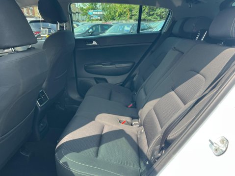 Kia Sportage 1.6 GDi 2 Euro 6 (s/s) 5dr 26