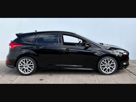 Ford Focus 1.0 Focus ST-Line 5dr 8