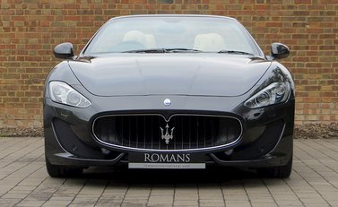 Maserati Grancabrio Sport 3