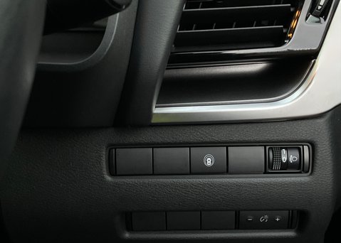 Nissan X-Trail E-POWER N-CONNECTA 27