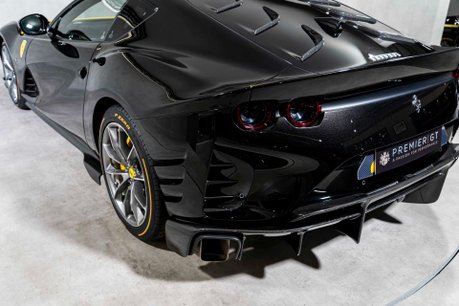 Ferrari 812 Competizione DELIVERY MILEAGE. SIGNATURES ON ENGINE BAY. AIRBRUSHED SHIELDS. CARPLAY. 55