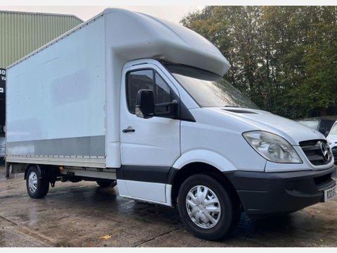 Mercedes-Benz Sprinter 2.1 311 CDI Luton 3dr Diesel Manual RWD L3 (109 bhp) 4