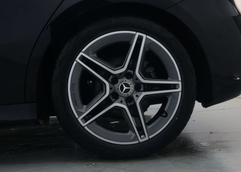 Mercedes-Benz A Class 1.3 A 180 AMG Line Exeutive Auto 5dr 17